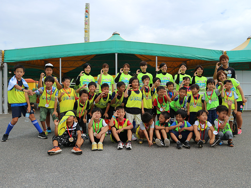 吉備国際大学Charme岡山高梁開催の「こどもサッカー教室」へのスポンサーシップ