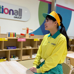 西　桃菜の写真